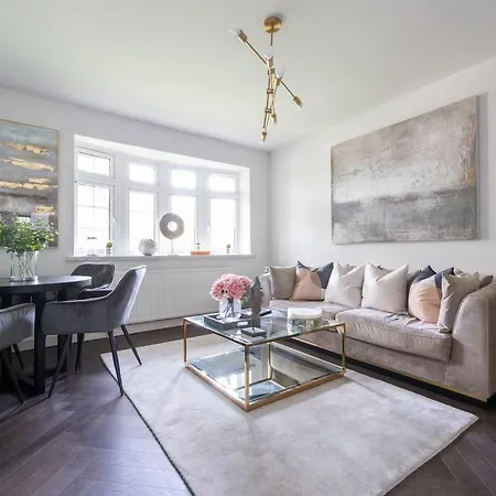 2 Bedroom Modern Urban Sanctuary 1Cc - Cherrydeal London Exterior photo