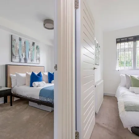 2 Bedroom Modern Urban Sanctuary 1Cc - Cherrydeal London Exterior photo