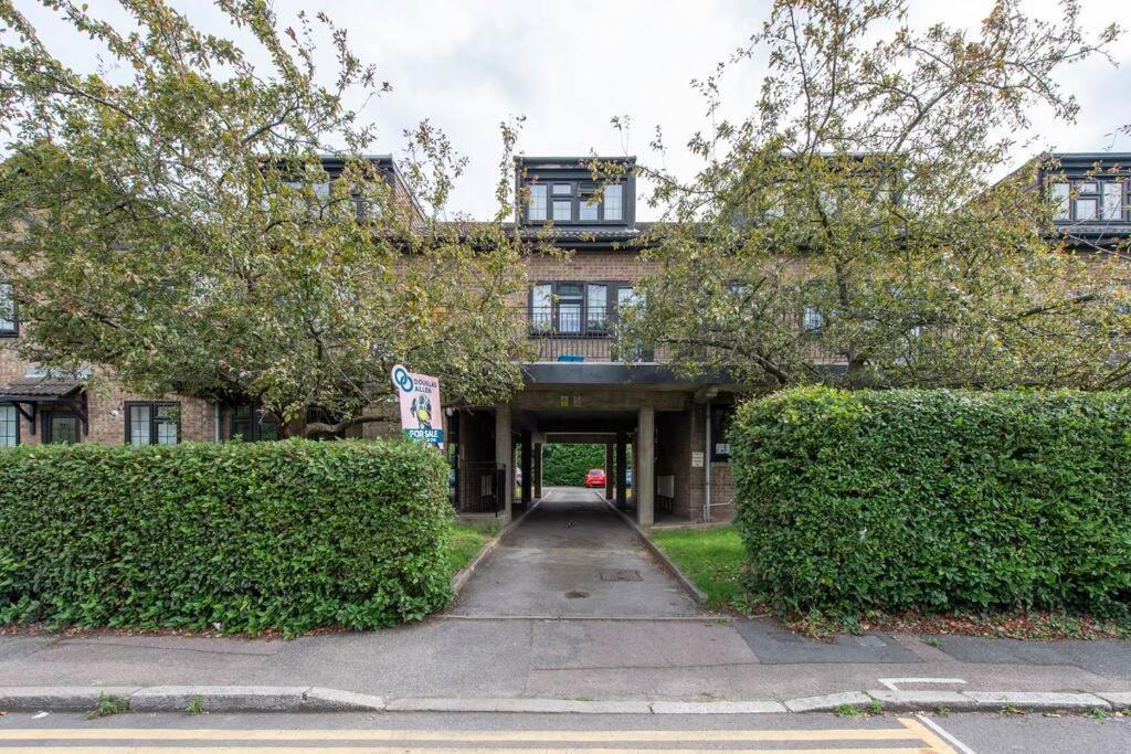 2 Bedroom Modern Urban Sanctuary 1cc - Cherrydeal Apartment *